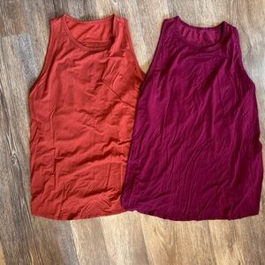 Set‎ of TWO Shebird built in bra tank tops! Shebird sz 9, which is 2X